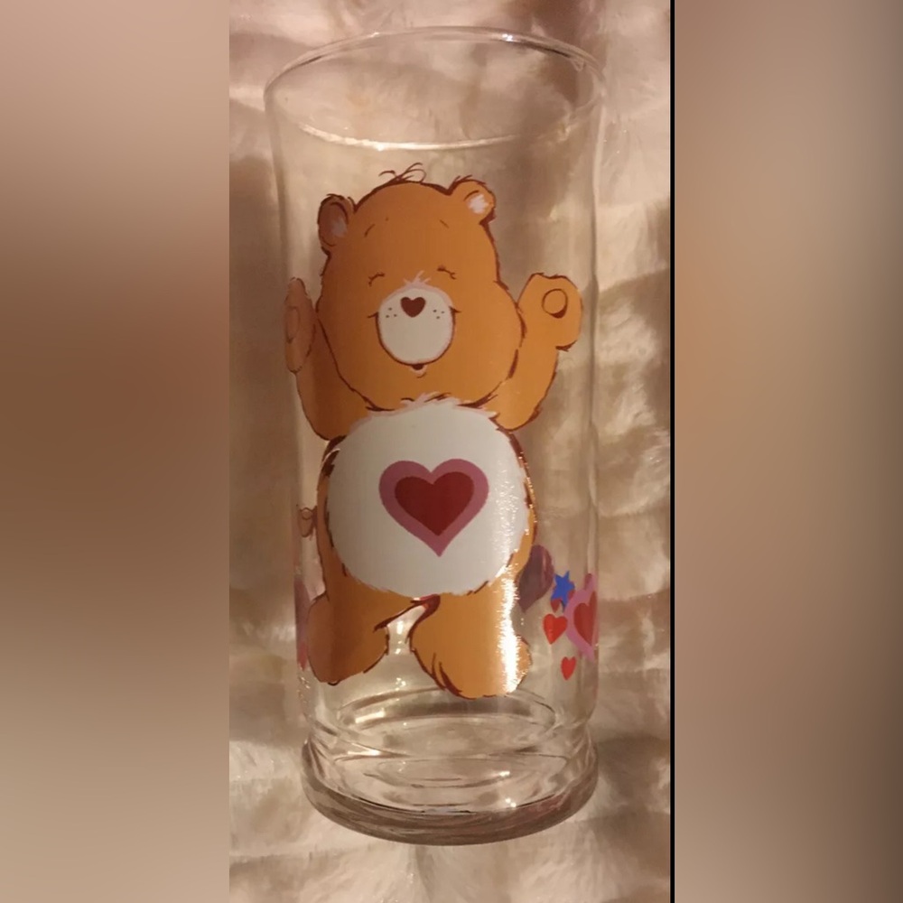 Vintage Tenderheart Care Bear 6" Pizza Hut Collectible Drinking Glass 1983